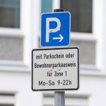 Parkzone, Verkehrsschild, Anwohnerparkplatz oder mit Parkschein